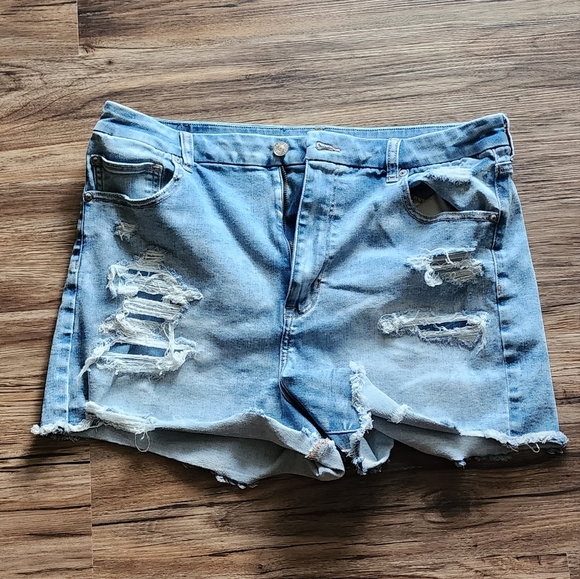 AE Ne(X)t Level Curvy High-waisted Short Shorts - Picture 6 of 9